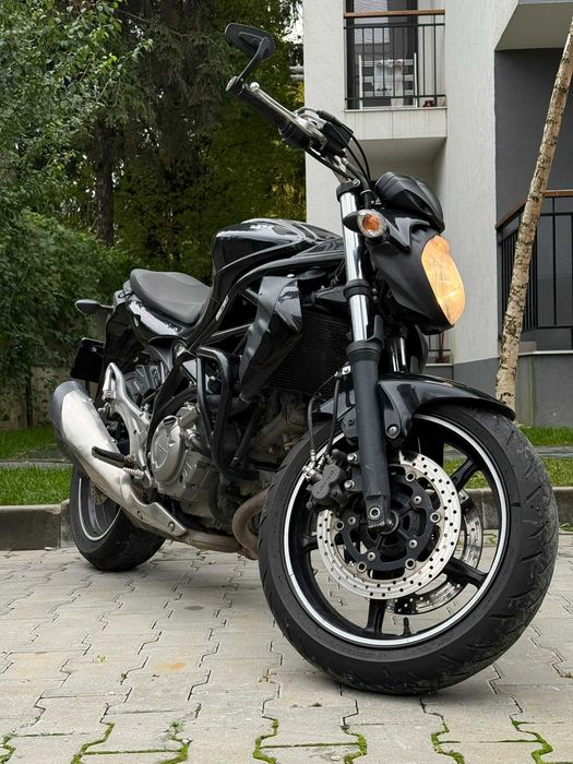 Suzuki Gladius 650 (SFV-650) limitat A2