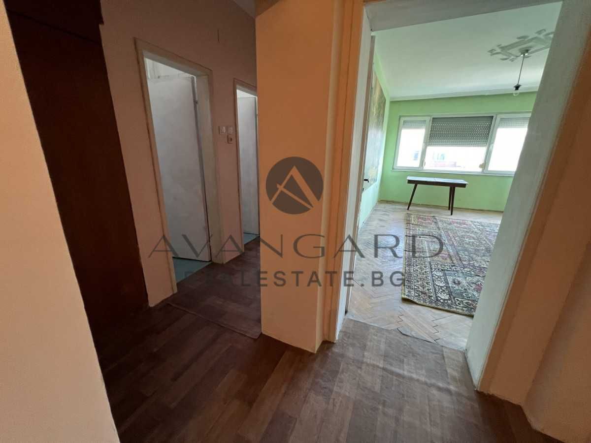 Продава се Тристаен апартамент в Пловдив, Кючук Париж - 116 кв.м за 1466 €/кв.м - Снимка #13