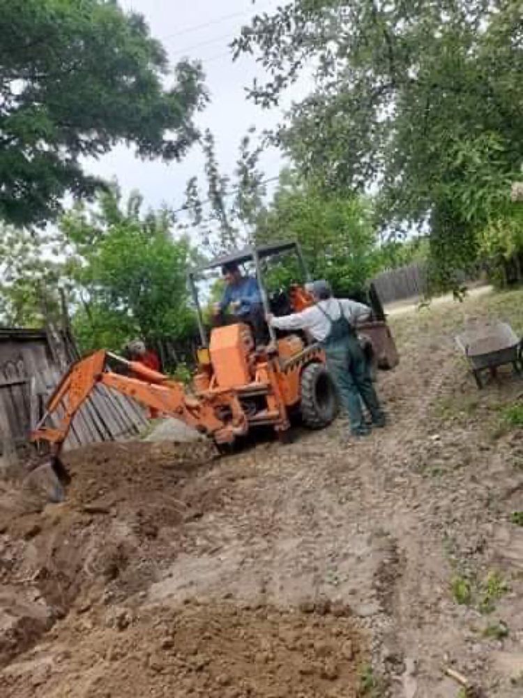 Execut lucrari cu mini excavator / buldo IASI