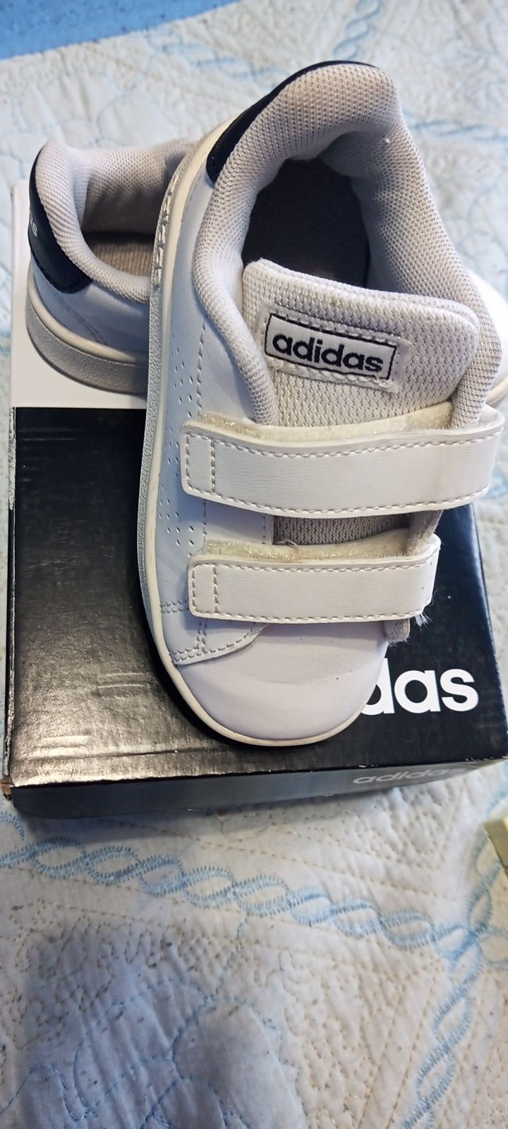 Vand adidasi Adidas M24