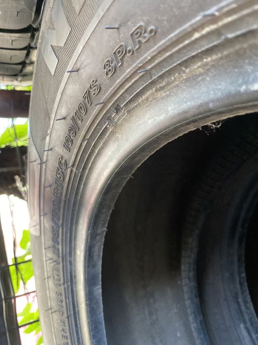 215/70/15c  goodyar Nexan