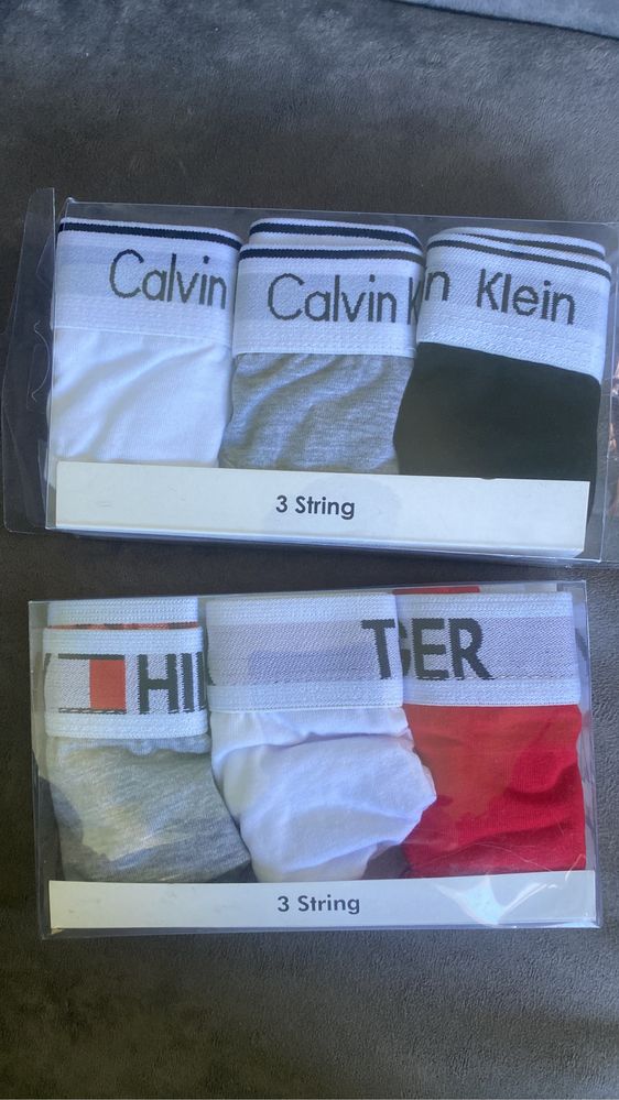 Boxeri Calvin Klein noi