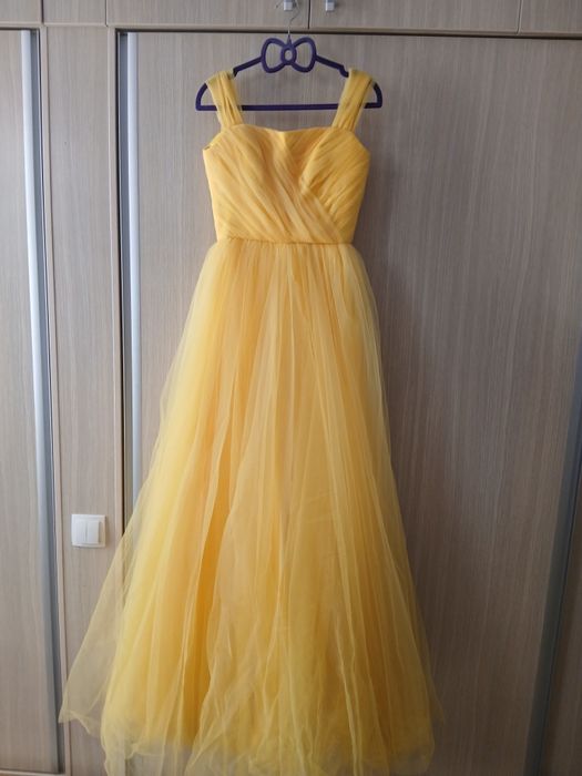 Красивые вечерние платье