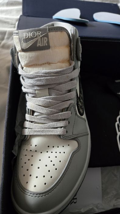 Jordan 1 Retro High Dior