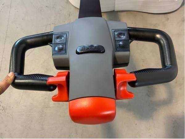 Transpalet electric, 1.200 kg., Li-Ion, inaltime ridicare 2.7 m
