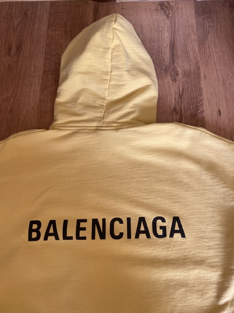 Худи Balenciaga