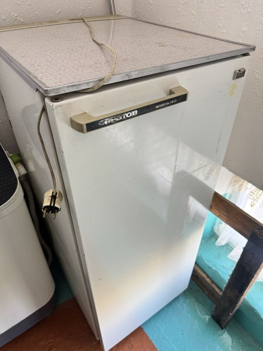 Холодильник Саратов б/у