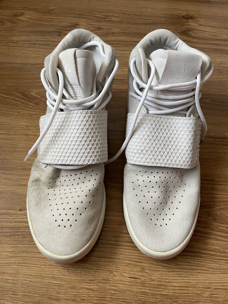 Оригинален Adidas от велур
