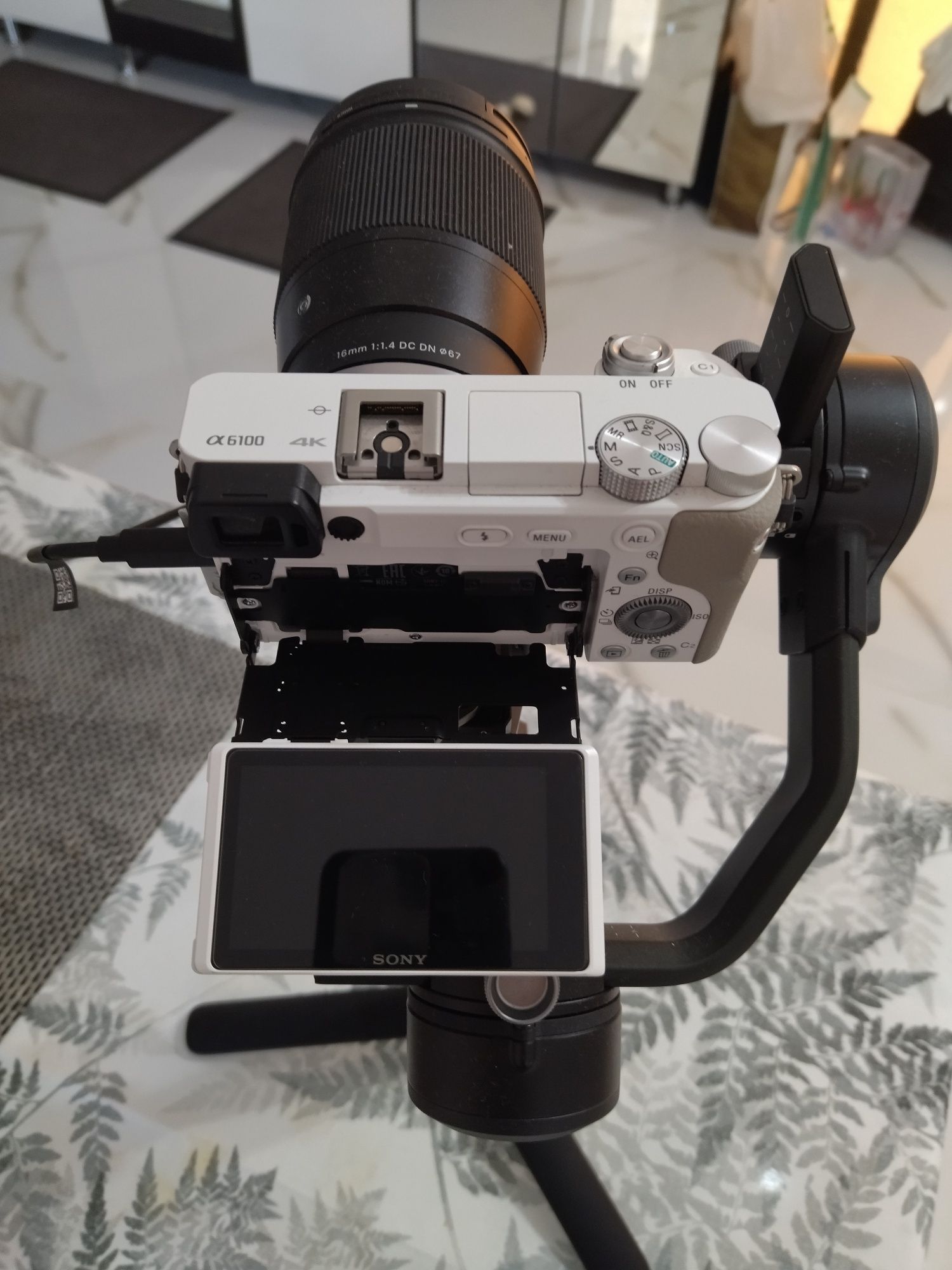 Sony a6100 mirroles body original japonez