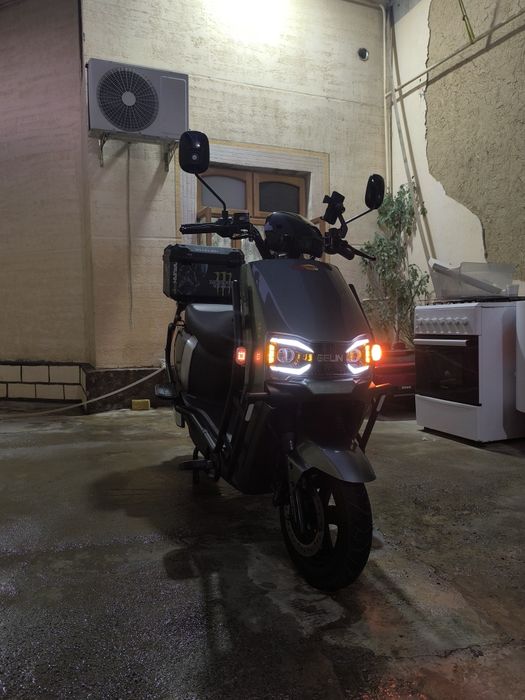 Skuter sotladi pachti yengi