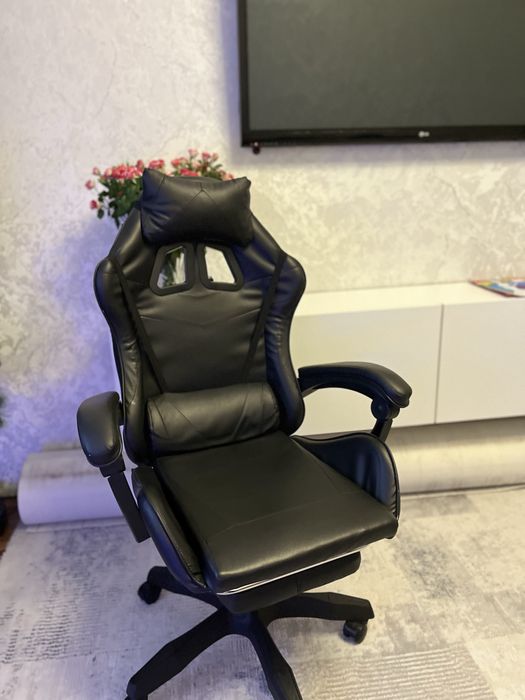 Продам игровок кресло