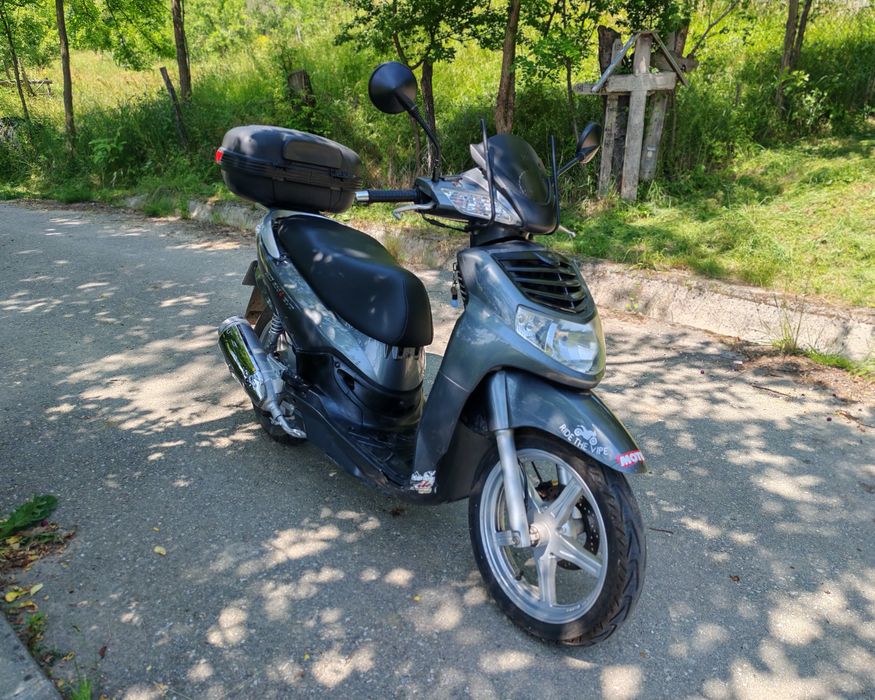 Vând scuter SYM HD200 EVO I