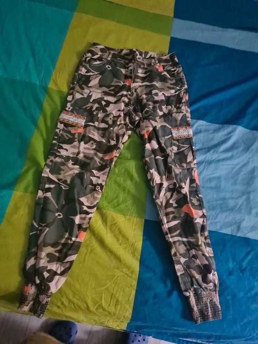 Pantaloni Desigual, de vară din bumbac