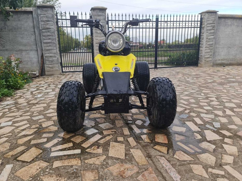 Atv sport 2 cilindri kawasaki.