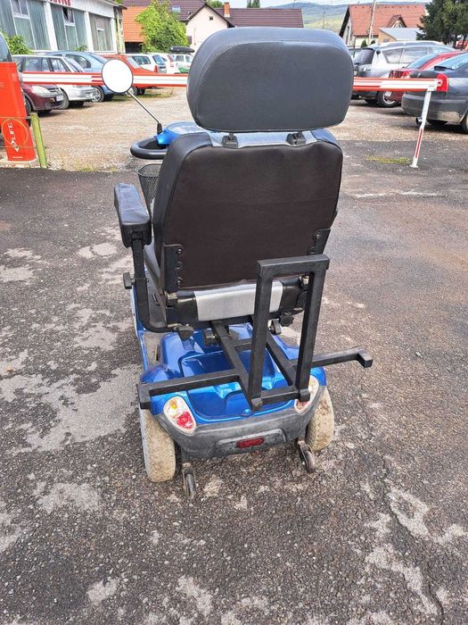 Trotinetă electrică pentru persoane cu dizabilități