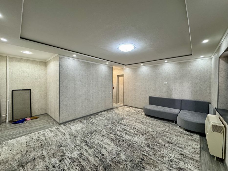 1 комнатная квартира, на 2 этаже. Согдиана