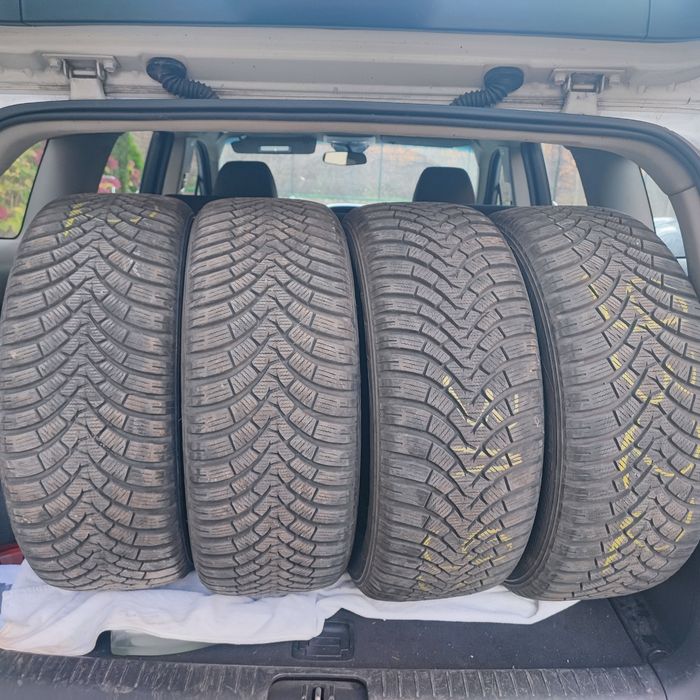 Зимни гуми 225/55/16