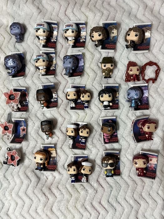 Stranger things x Kinder Joy фигурки