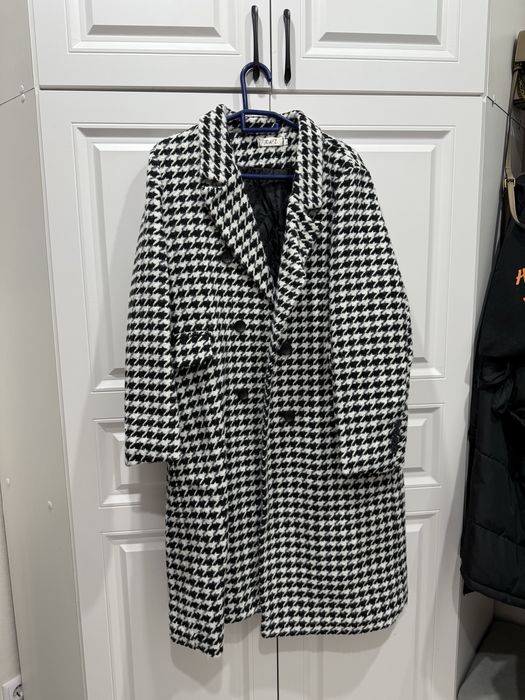 Продам пальто (новое)