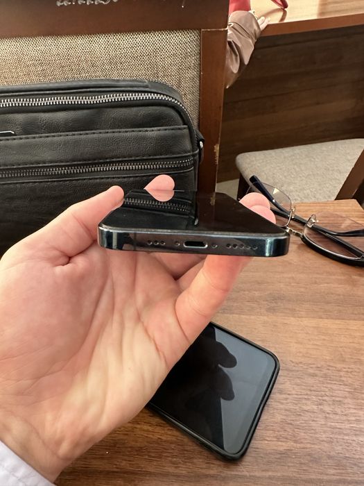 Iphone 12 pro продаеться состояние идеальное без царапин