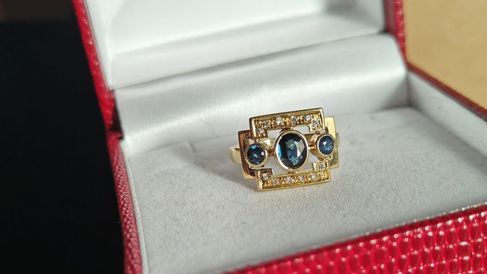 inel vechi aur 18k diamante safire