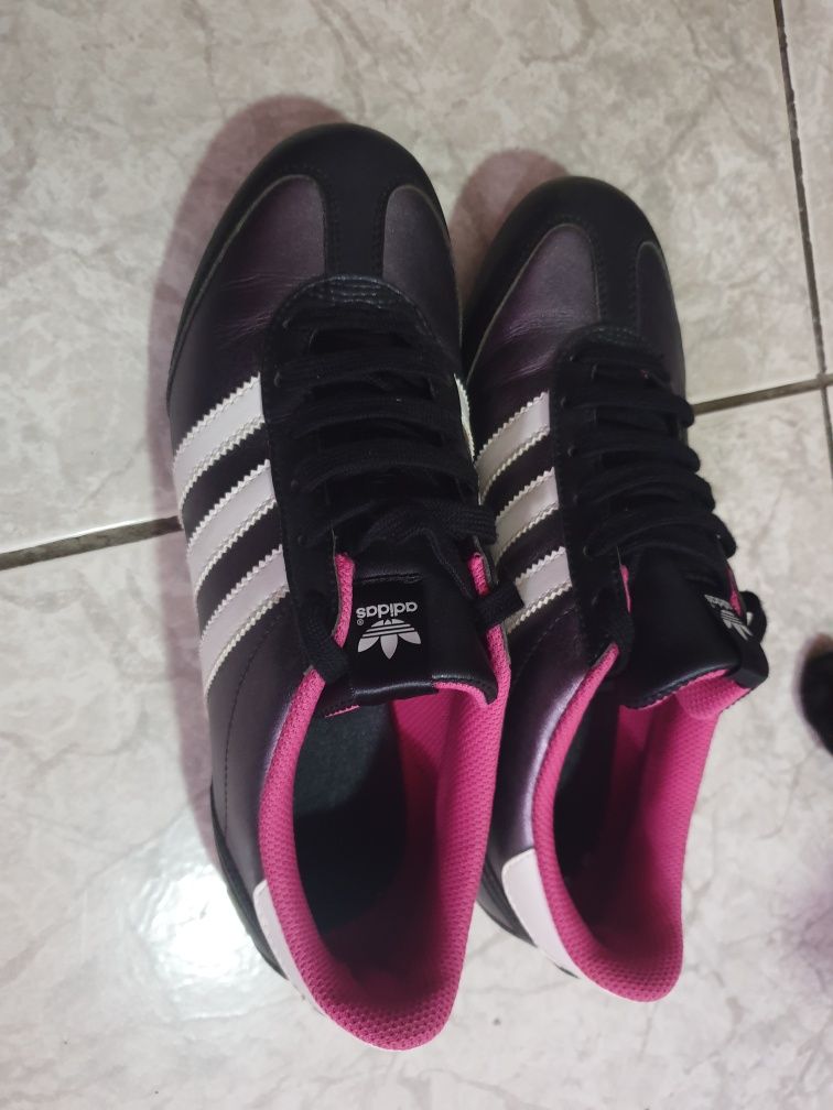 Adidasi originali adidas