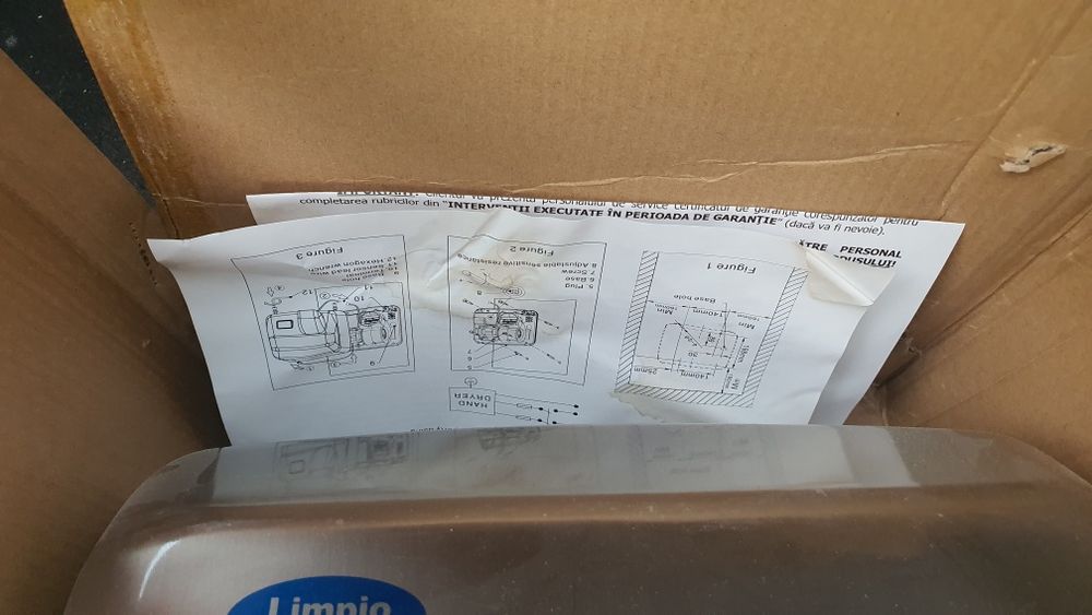 Uscator/dispenser maini 2500w
