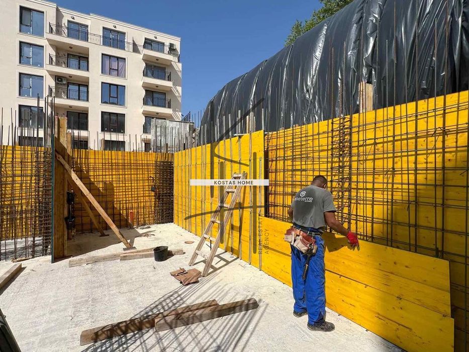 Продава се Двустаен апартамент в Варна, Бриз - 50 кв.м за 1830 €/кв.м - Снимка #3