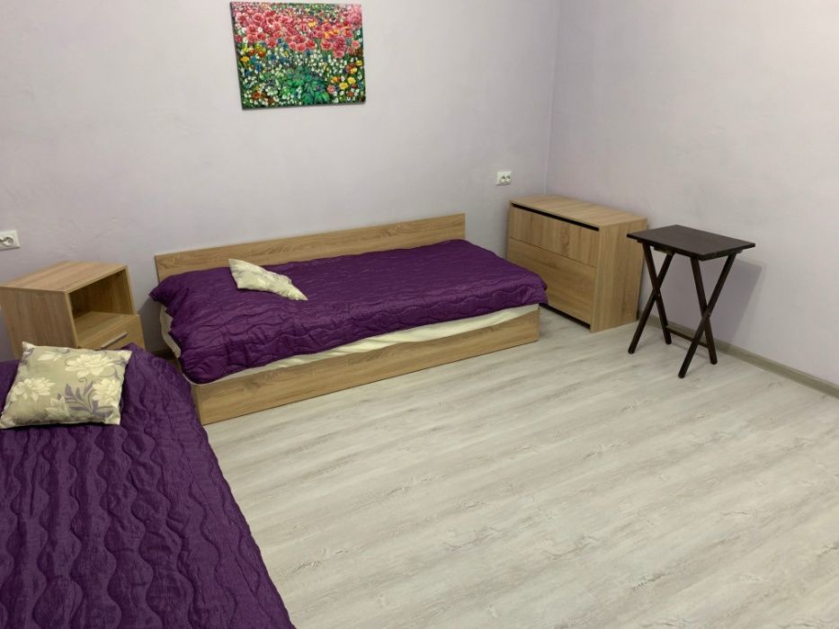 Изцяло реновирана къща за гости с 4 спални, 1.5 дка, 100 км от ВН