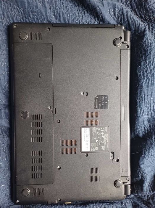 Перфектен, Aser Aspire, E1-570G,  intel core i5, перфектен.