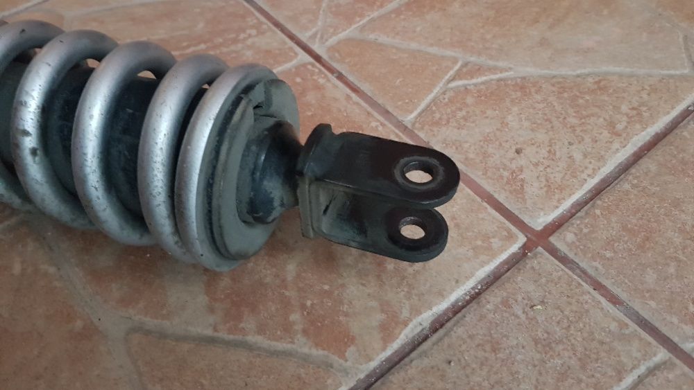 Amortizor spate motocicleta suspensie arc