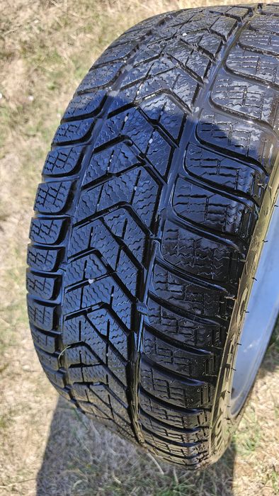 Cauciucuri iarna, Jante BMW cu 4 cauciucuri Pirelli SottoZero 3 Iarna