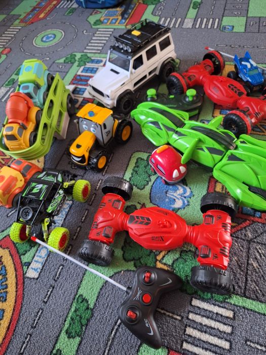 Masinuta cu telecomanda