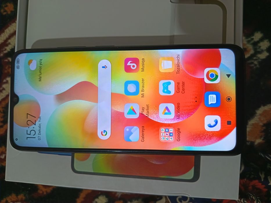 REDMI 12 c holati yaxshi