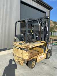 Dezmembrez/vand electrostivuitor daewoo, 2,5 tone , anul 2000