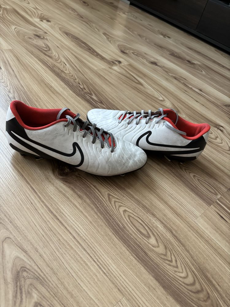 Бутонки Nike Tiempo Legend 10