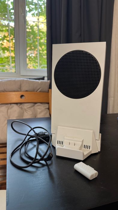 Приставка Xbox series S