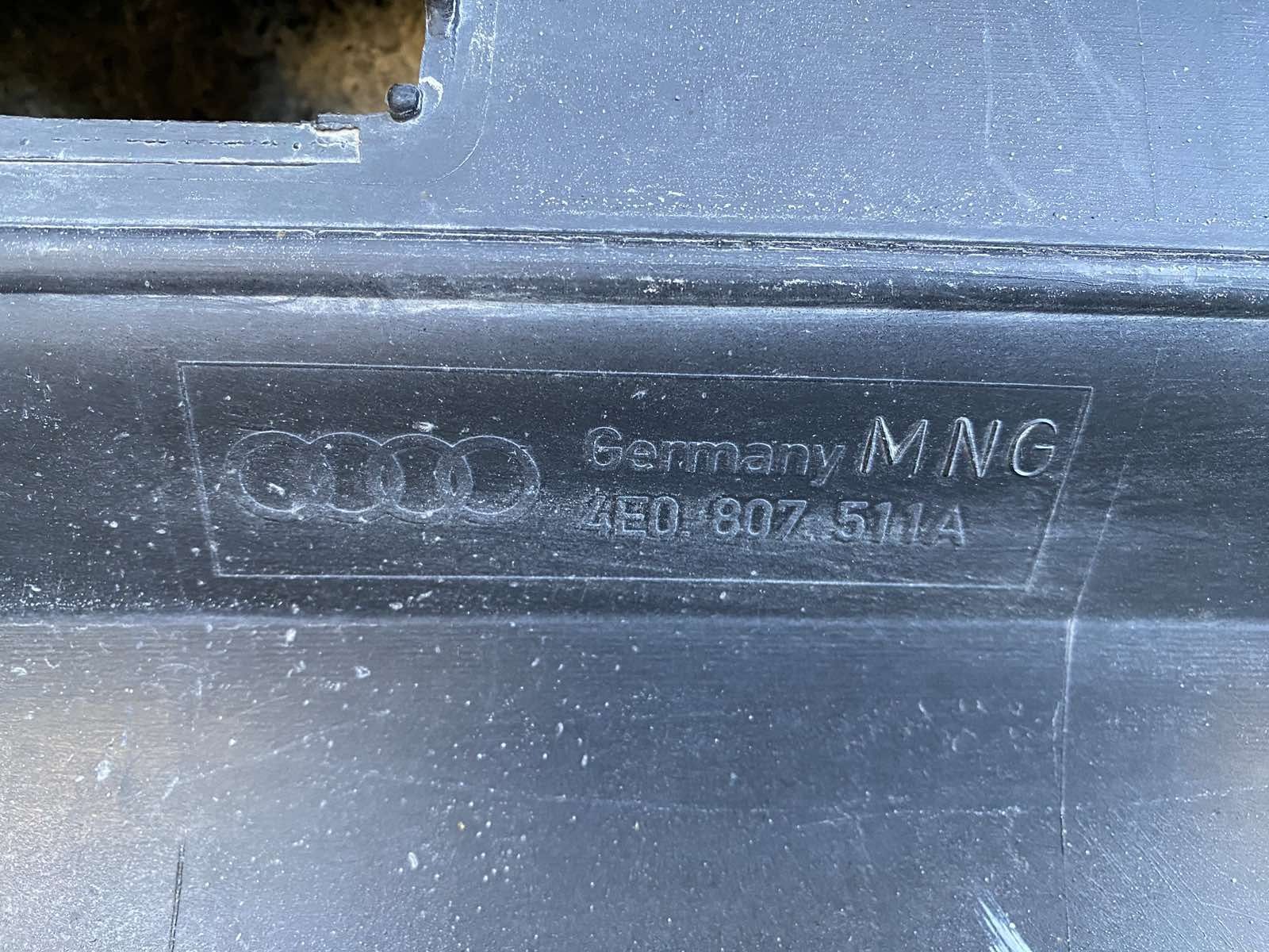 Задна броня  с парктроник Audi A8 D3
