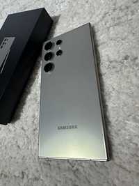 Samsung S24 Ultra 256GB impecabil la cutie + Galaxy buds live noi