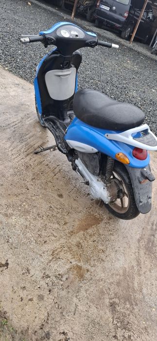 Vând piaggio liberty 125cc cu acte