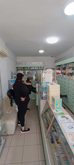Работеща аптека под наем – гр. Белослав, център