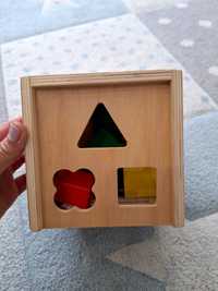 Дървено кубче за игра