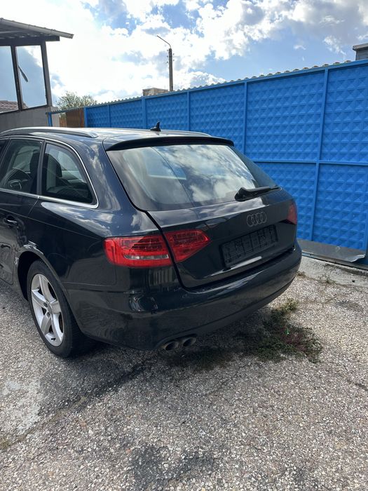 Audi A4B82.0TDIНа Части