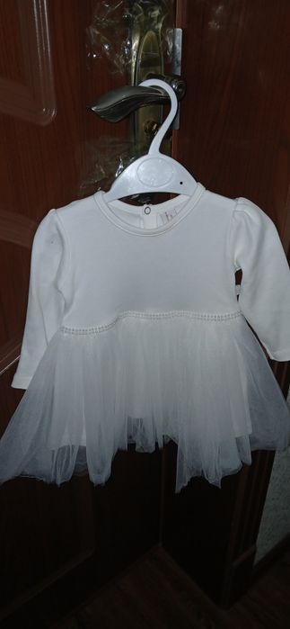 Продам тёплые платье для новорождённого девочек