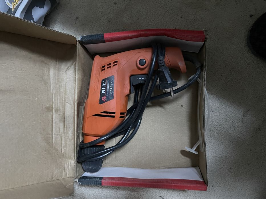 Продам шуруповерт б/у