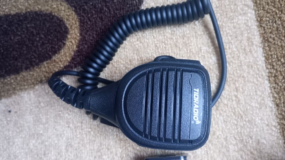 Радиостанция uhf/vhf