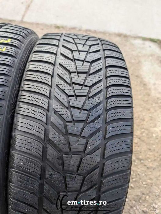 SET 2 Anvelope Iarna 225/45 R18 HANKOOK Winter Icept EVO 3 95V