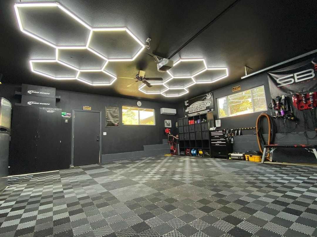 Премиум детайлинг LED осветление тип пчелна пита 2,49х1,70м