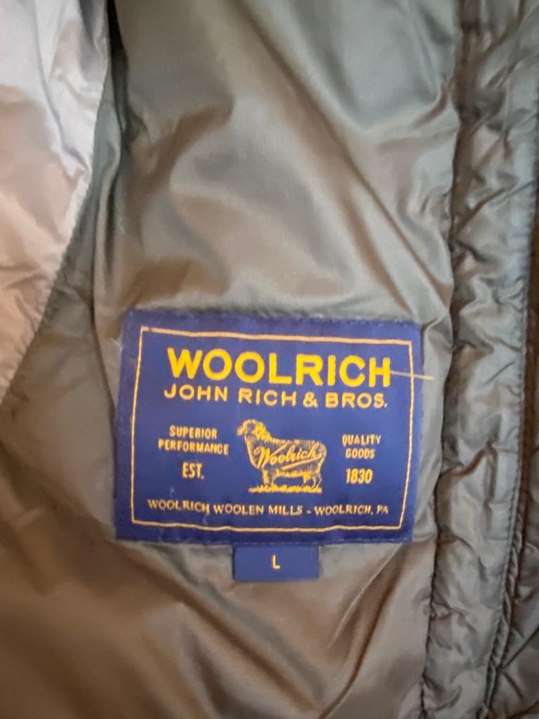 Geaca femei Woolrich cu puf L