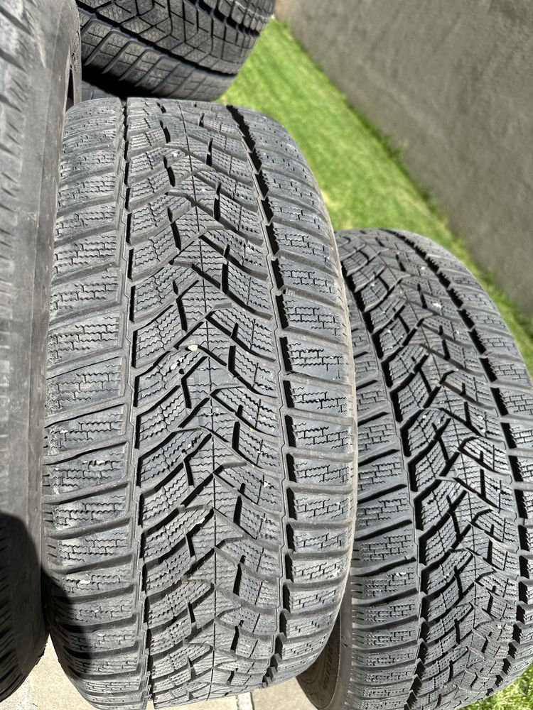 Зимни гуми Dunlop Winter sport 5 225/50/17 Dot 22